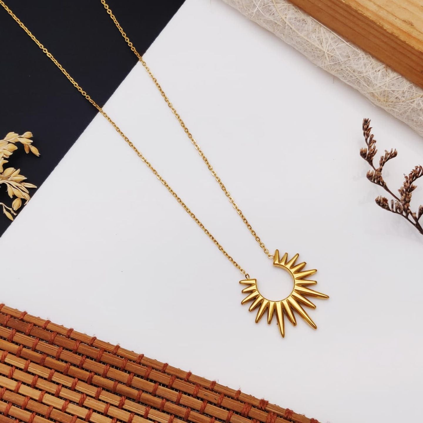 Classic Chain Pendant